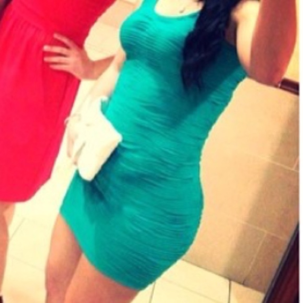 Turquoise dress - Picture 2 of 2